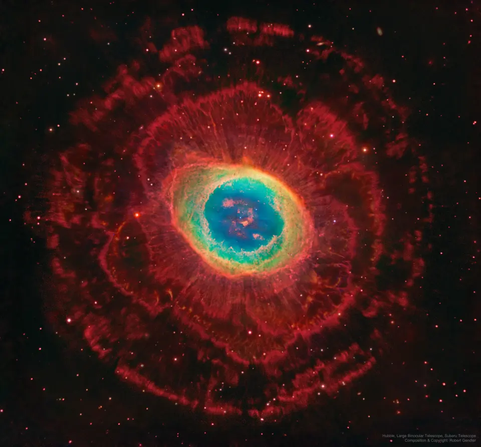 2500光年外天琴座壮观的M57“环状星云”外环