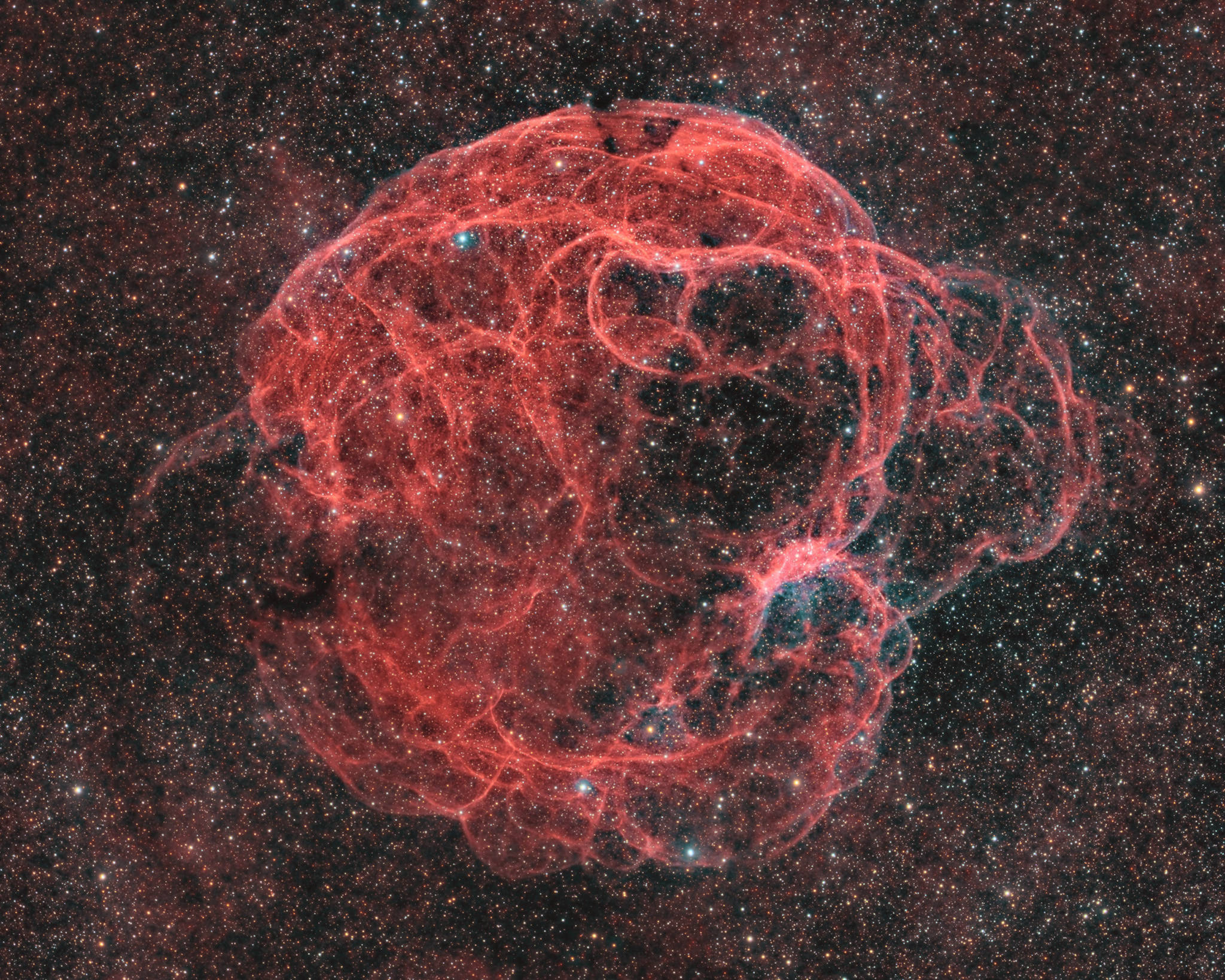 美丽的Simeis 147超新星遗迹