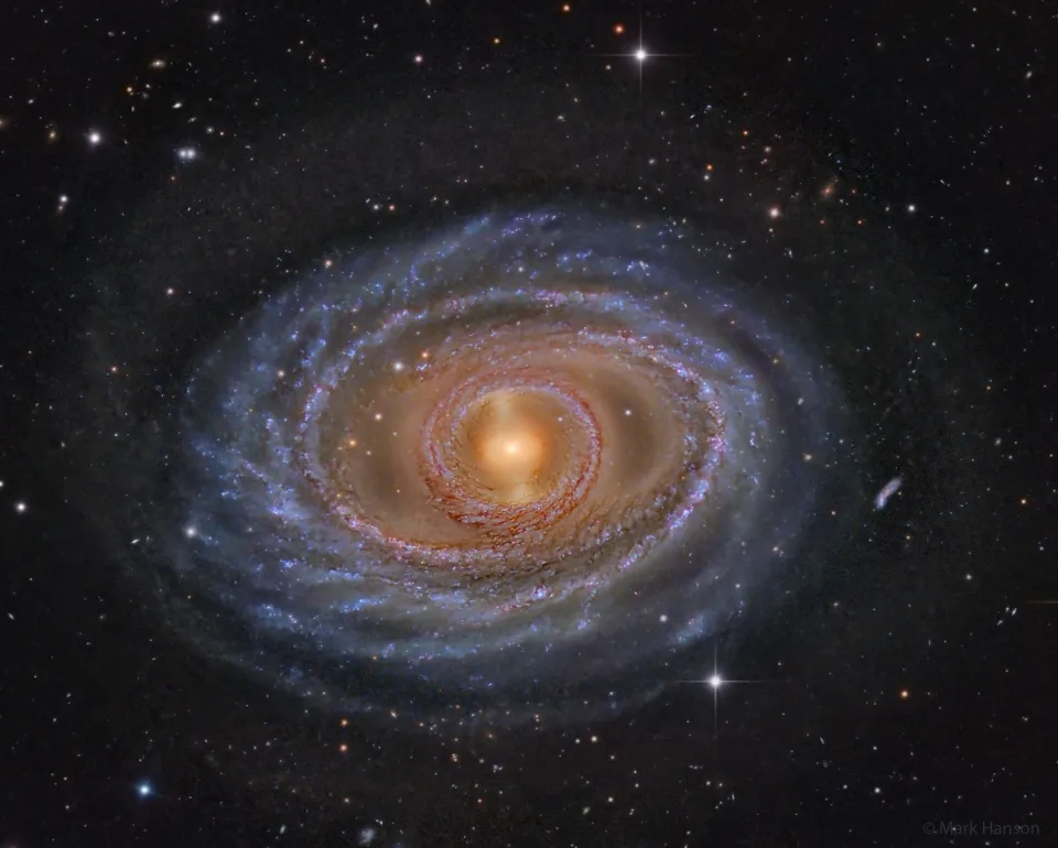 壮观的旋涡星系NGC 1398