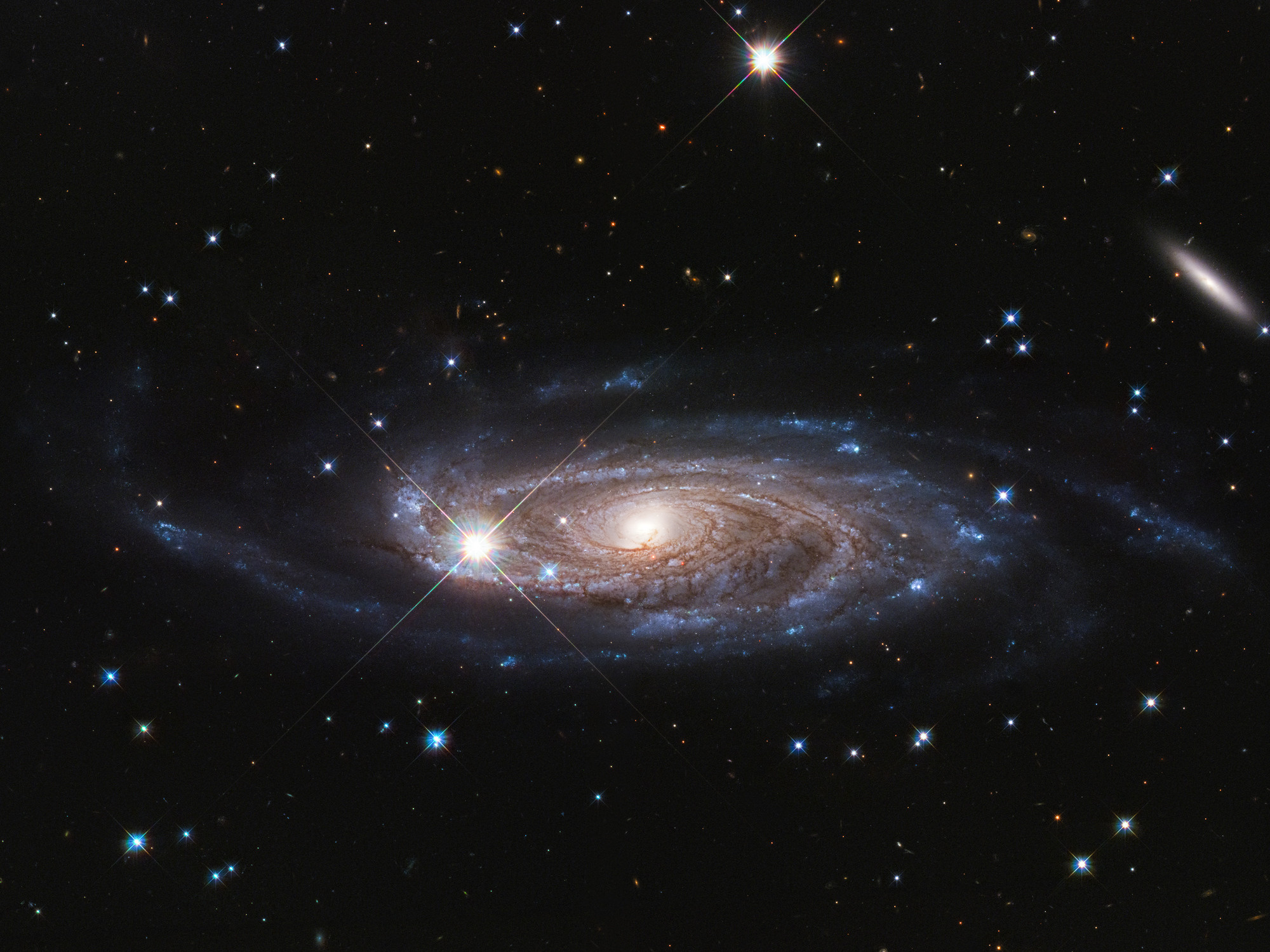 庞大且壮观美丽的鲁宾星系，比银河系还大8倍，星数达10倍！