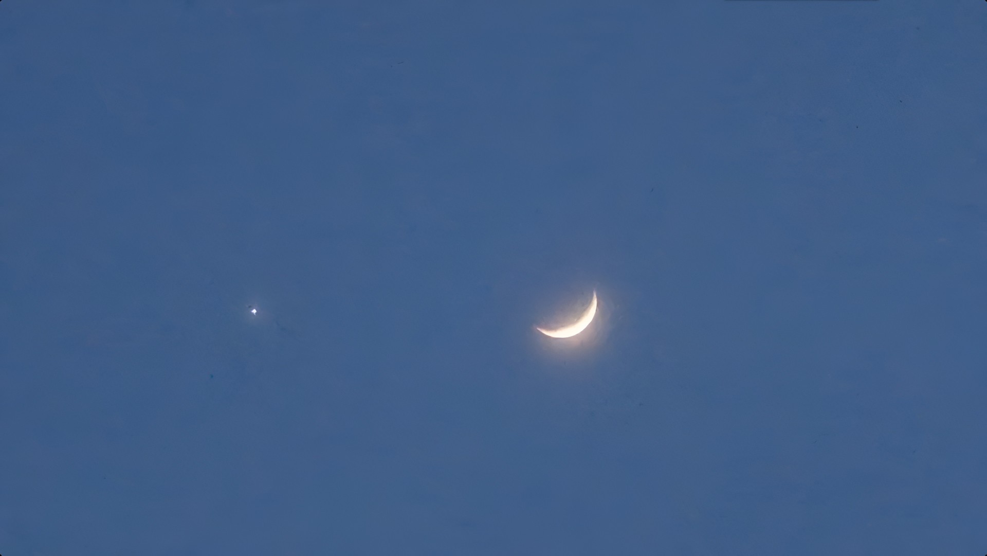 浪漫的“金星伴月”视频