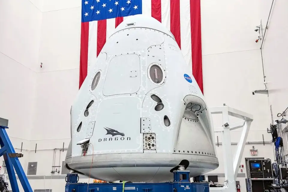 SpaceX今年载人首秀！二手火箭发射二手飞船，四名宇航员飞赴国际空间站
