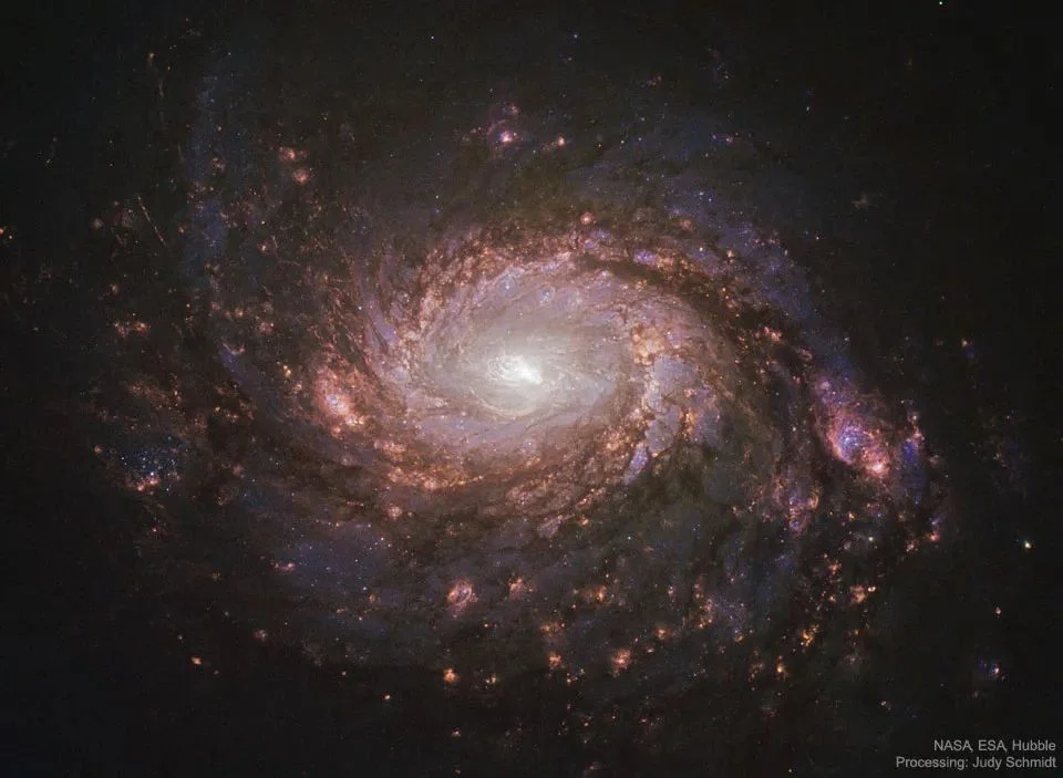 每日一图——螺旋星系M77（2021-2-23）